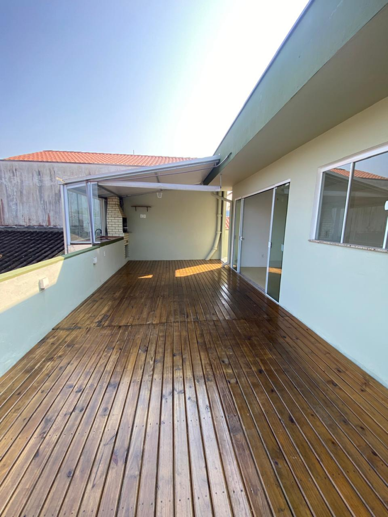 CASA 3 QTOS - BAIRRO MALUCHE