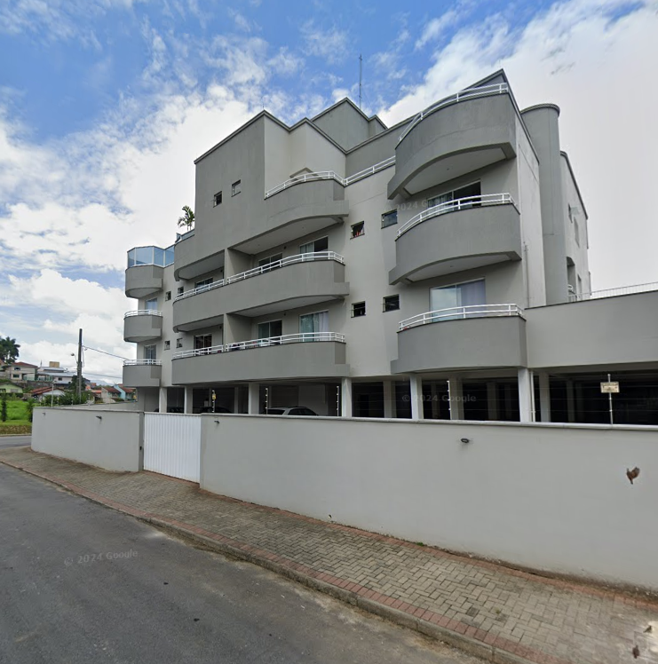 Apartamento de 2 quartos, | Eu Corretor