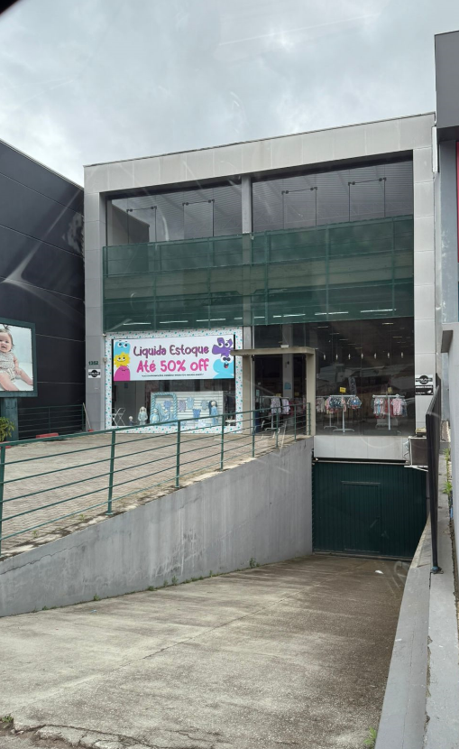 SALA COMERCIAL  PROXIMO A FIP - 690,00 M2 - SANTA TEREZINHA