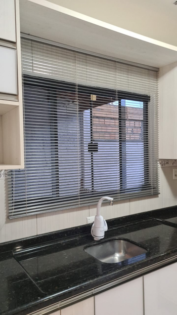 CASA 3 QTS,  SEMI MOBILIADA, COM  PISCINA-   BAIRRO LIMEIRA