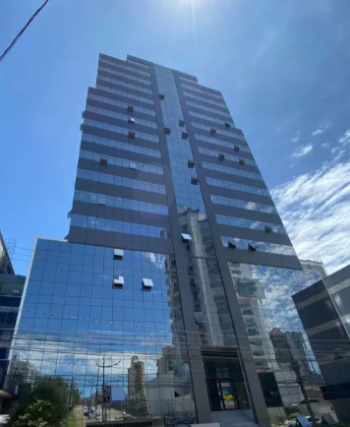 SALA COMERCIAL - EDF. MAJESTIC -  AREA  92,63 M2 - SALA 1004