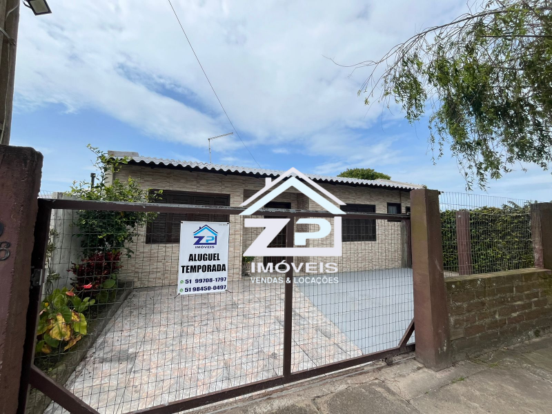 Casa com piscina e ar condicionado em Arroio do Sal