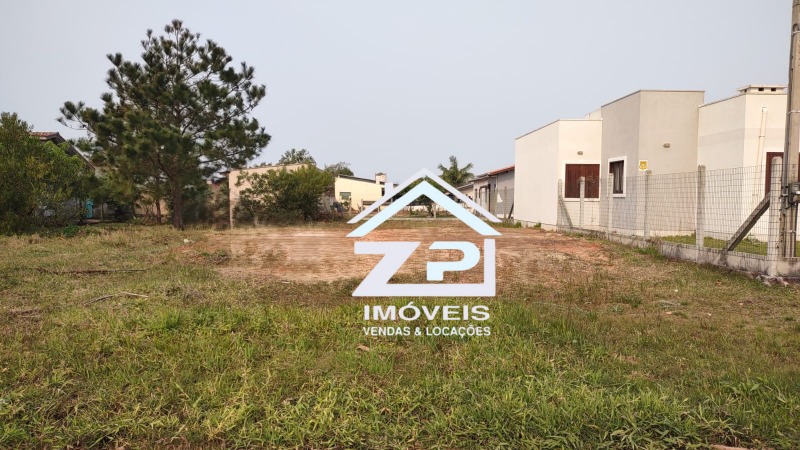 Terreno à venda a 300 metros do mar - 330m² - Balneário Atlântico