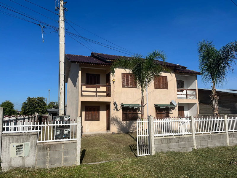 Apartamento Anual 04 - Centro