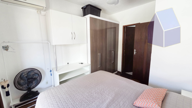 Casa 2 pisos com 3 dormitórios a 150mts da praia da Cachoeira do Bom Jesus