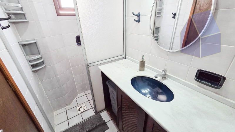 Casa 2 pisos com 3 dormitórios a 150mts da praia da Cachoeira do Bom Jesus