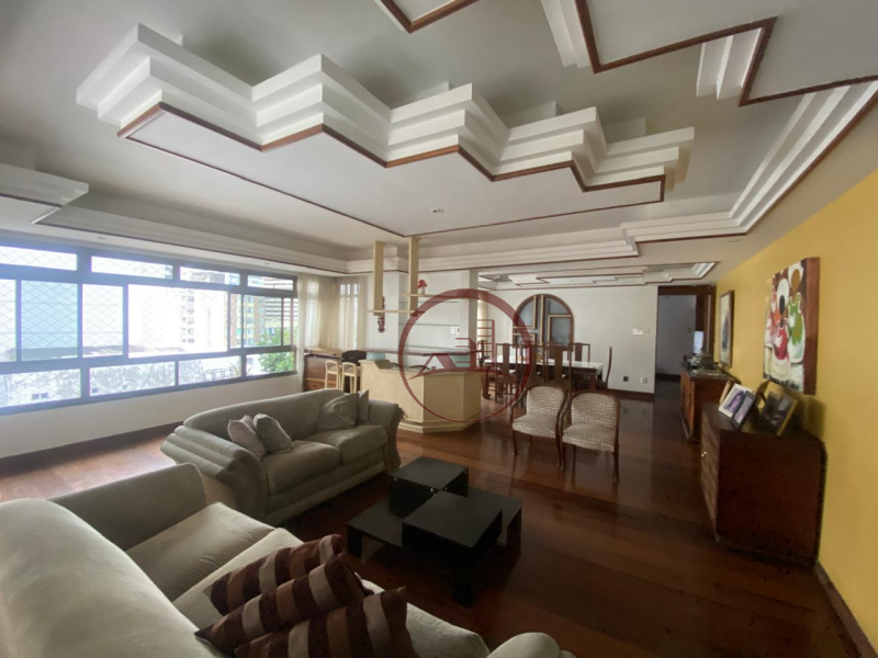 GRAÇA - 3 SUITES. 3 SALAS, NASCENTE, 3 GARAGENS COBERTAS