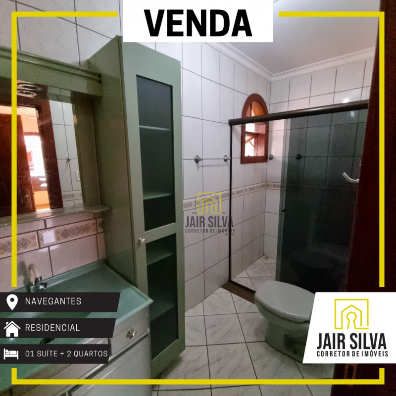 CASA EM CONDOMÍNIO FECHADO  EM NAVEGANTES