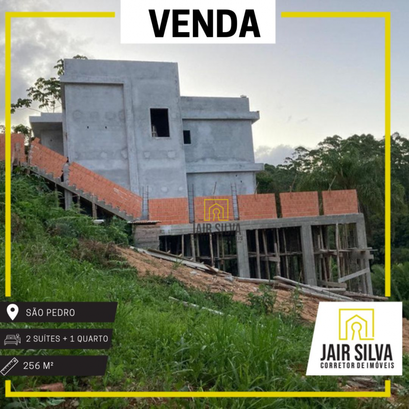 VENDA - CASA DE ALTO PADRÃO, EM FASE DE CONSTRUÇÃO NO BAIRRO SÃO PEDRO.