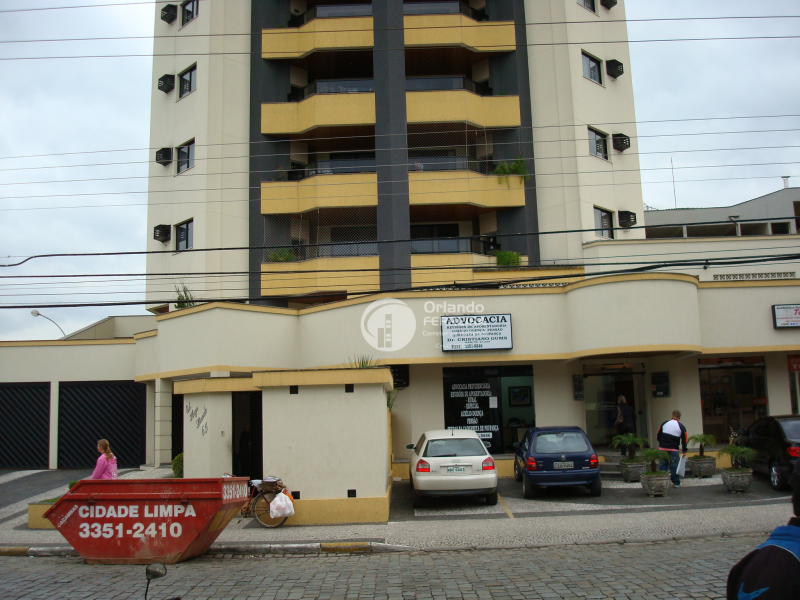 SALA COMERCIAL - ED. HUGO STAACK