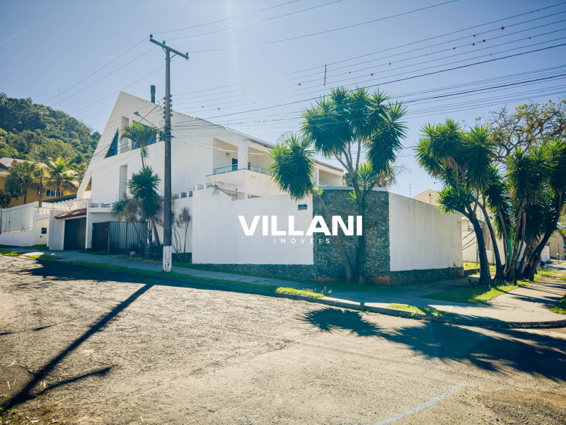 Casa Alto padrão Av. frei Guilherme
