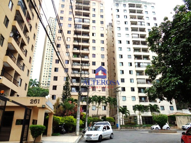 2/4 Com Varanda, Suíte Armários e Garagem no Rio Vermelho.