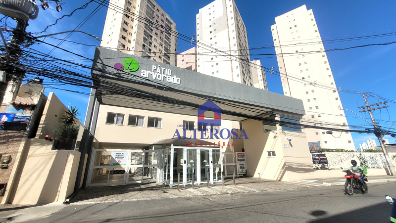 2/4, Suítes, Armários, Varanda, Infraestrutura e Garagem no Pátio Arvoredo em Brotas.