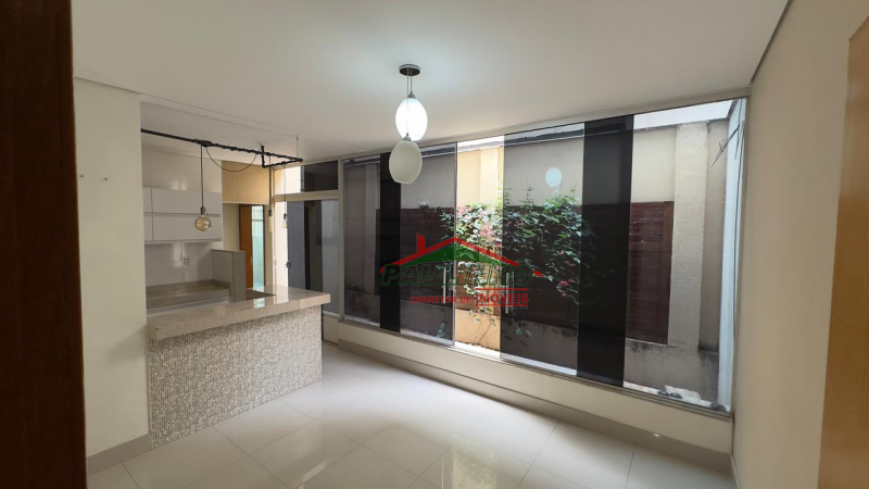 Alugo Apartamento no Térreo Jardim Arizona