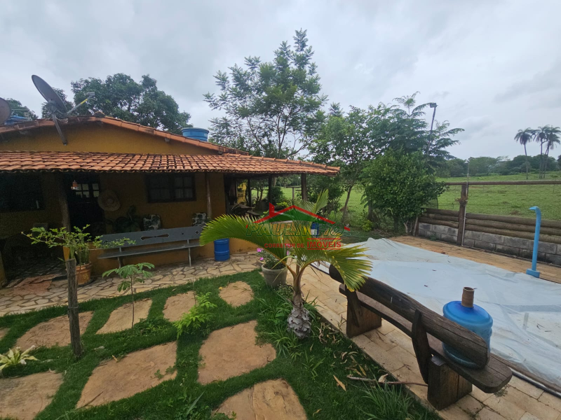 Rancho a venda na região de inhaúma