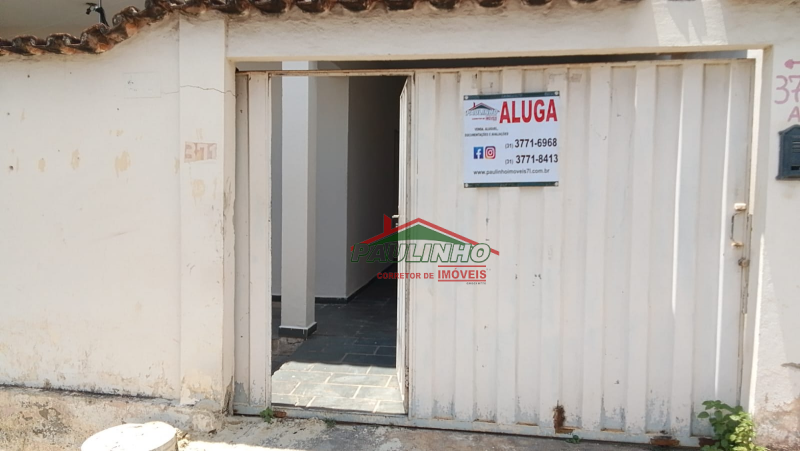 Alugo casa no bairro Nss. Sra. das Graças