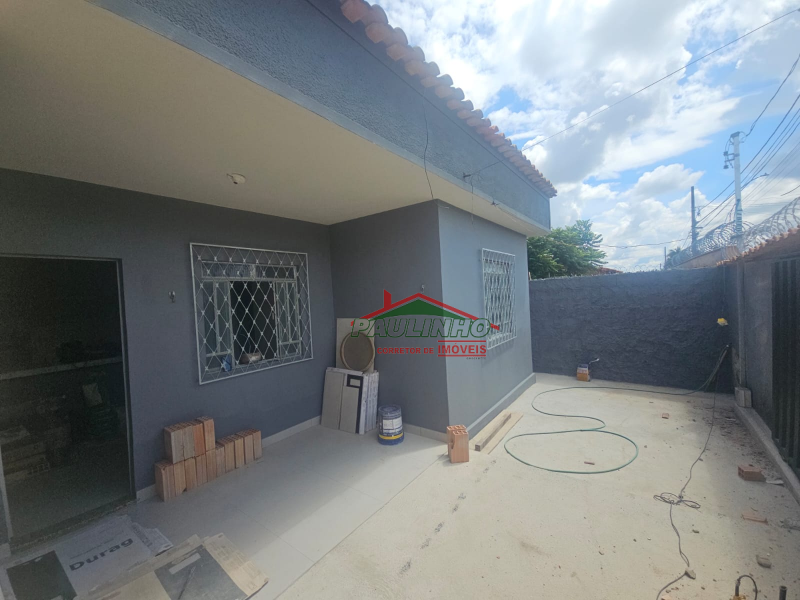 Alugo ótima casa no São Francisco em Sete Lagoas MG