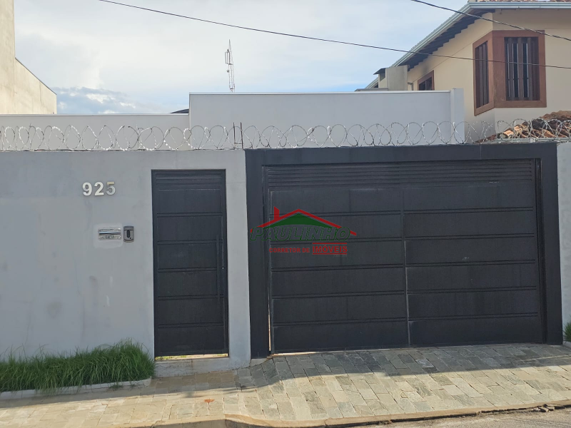 Alugo casa em Jardim Arizona em Sete Lagoas MG