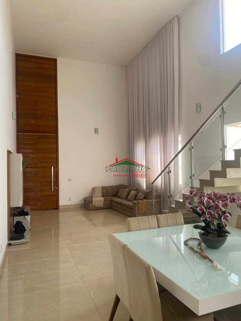 Vendo casa no bairro Jardim Arizona em Sete Lagoas MG