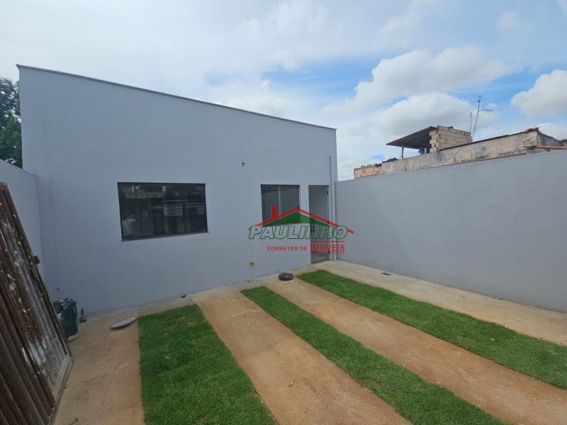 Vendo casa no bairro Manoa em Sete Lagoas MG