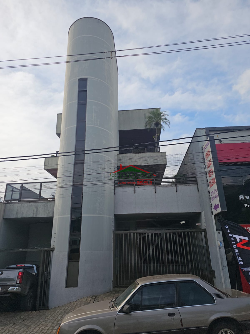 Imóvel comercial com localização privilegiada
