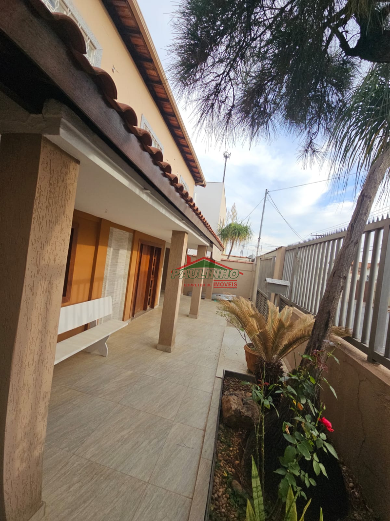 Casa para venda e aluguel no Jardim Arizona