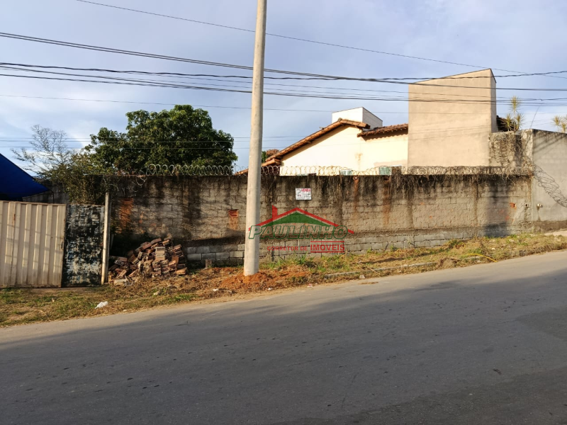Lote à venda no Itapoã