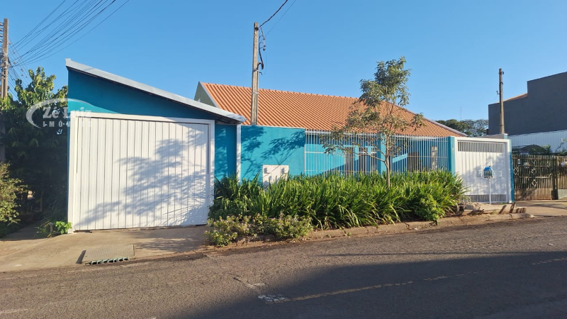 VENDE TERRENO COM 2 CASAS E UM BARRACÃO NO MESMO QUINTAL NO JARDIM ITALIA- SARANDI