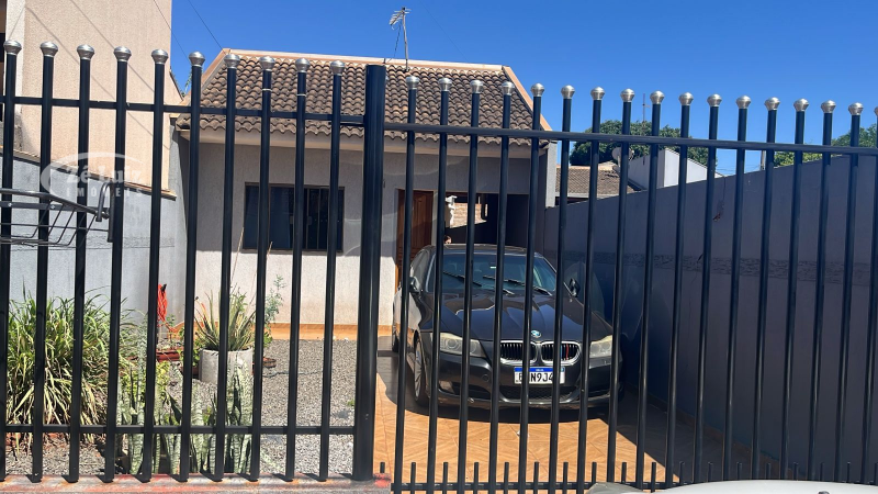 ALUGA CASA NA AV. FELICIO TURQUINO, 1117, JARDIM INDEPENDENCIA SARANDI.