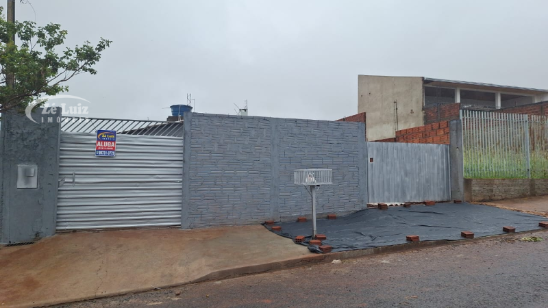 ALUGA CASA NA AVENIDA NAIR COLLA DIAS, 818 JARDIM AURORA