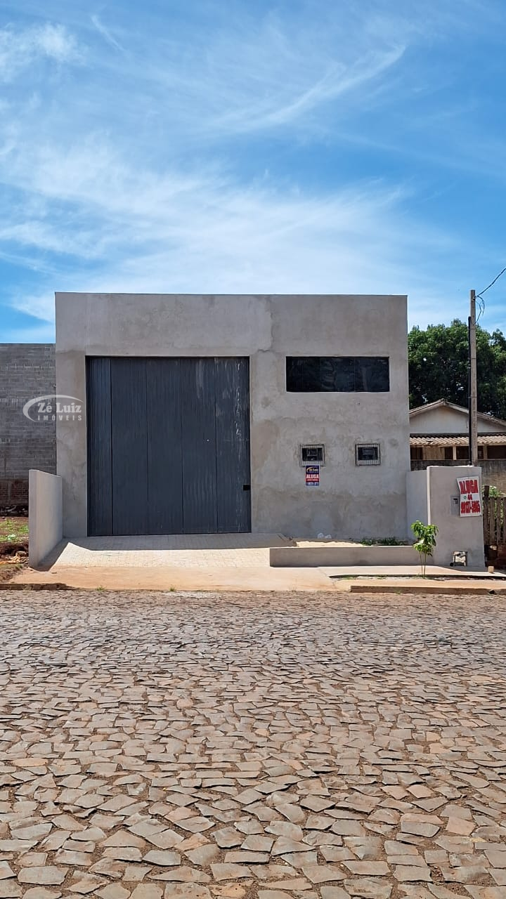 ALUGA BARRACÃO NA AVENIDA CARAGUATA EM MARIALVA.