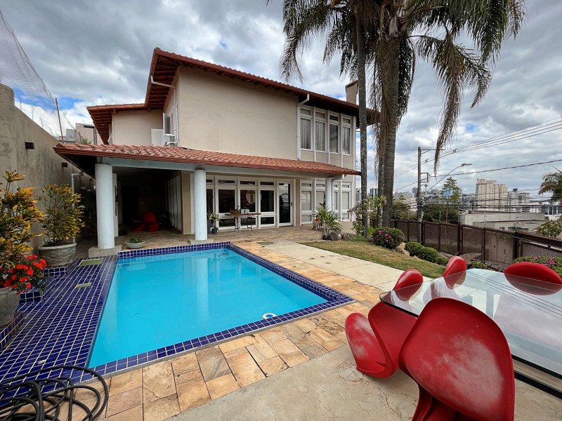 CASA 4 QTOS | 3 SUÍTES | BELVEDERE