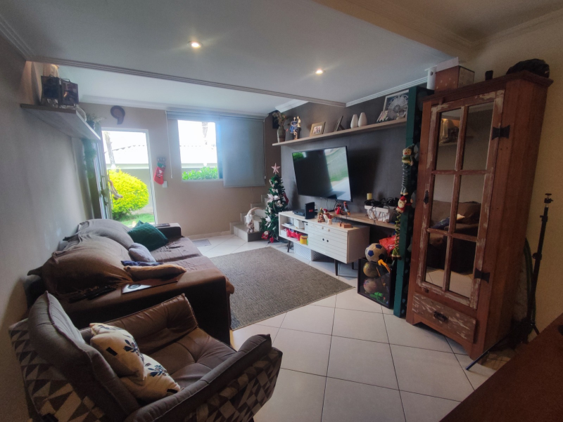 CASA CONDOMÍNIO 2 QTOS| LAZER COMPLETO| CASTELO