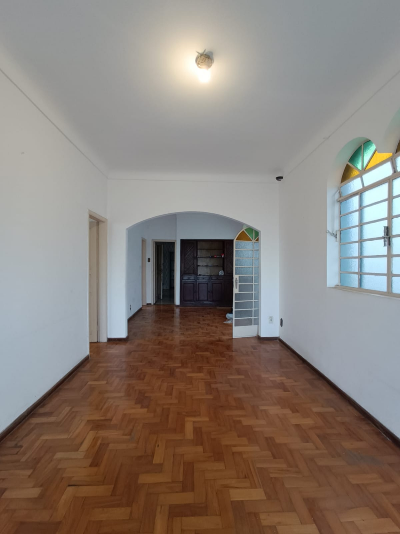 CASA 3 QTOS | SUÍTE | SANTA EFIGENIA