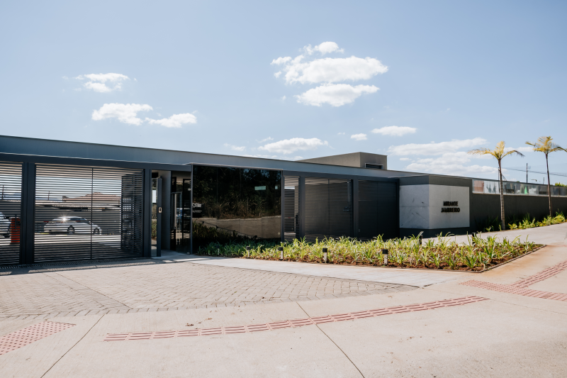 CASA 2 E 3 QTOS | SUÍTE | LAZER COMPLETO | MIRANTE DO JAMBREIRO | NOVA LIMA