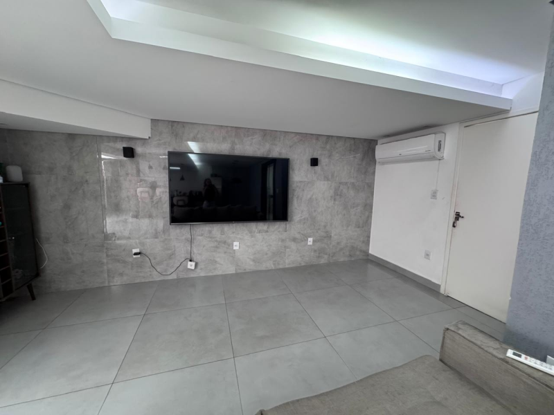 CASA GEMINADA 3 QTOS | SUÍTE | VILLAGE FIRENZE