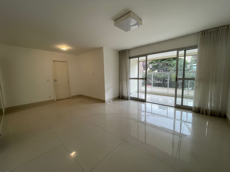 APARTAMENTO 4 QTOS | SUÍTE | CASTELO