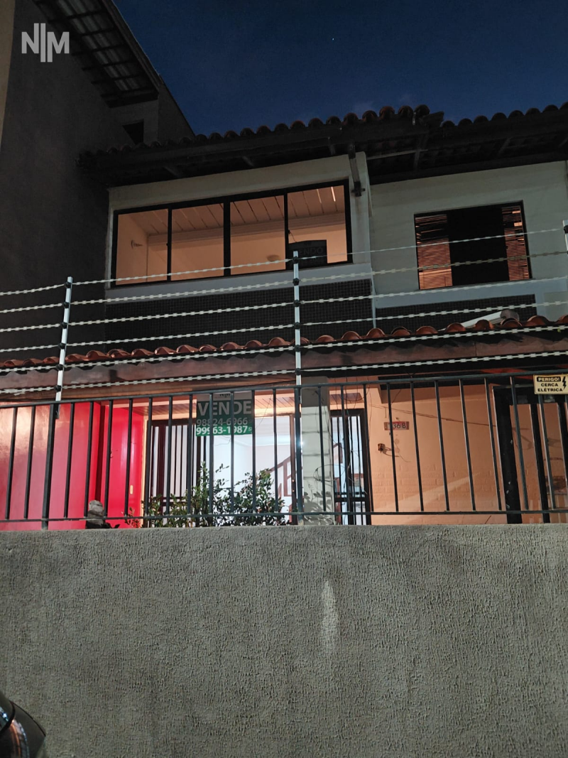 Village com 3/4 (01 suíte) em Piatã