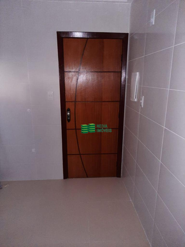 VENDA DE ÓTIMO APARTAMENTO 2/4,SENDO UMA SUÍTE - BROTAS