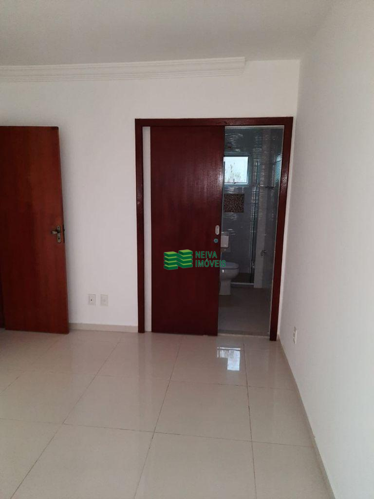 VENDA DE ÓTIMO APARTAMENTO 2/4,SENDO UMA SUÍTE - BROTAS