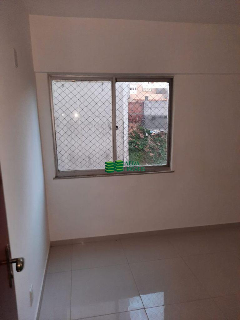VENDA DE ÓTIMO APARTAMENTO 2/4,SENDO UMA SUÍTE - BROTAS