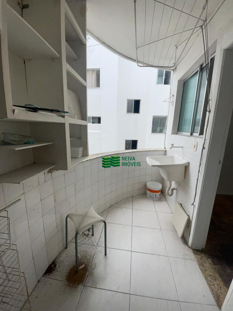 VENDA DE EXCELENTE APARTAMENTO 2/4 COM DEPENDÊNCIAS COMPLETAS - BROTAS