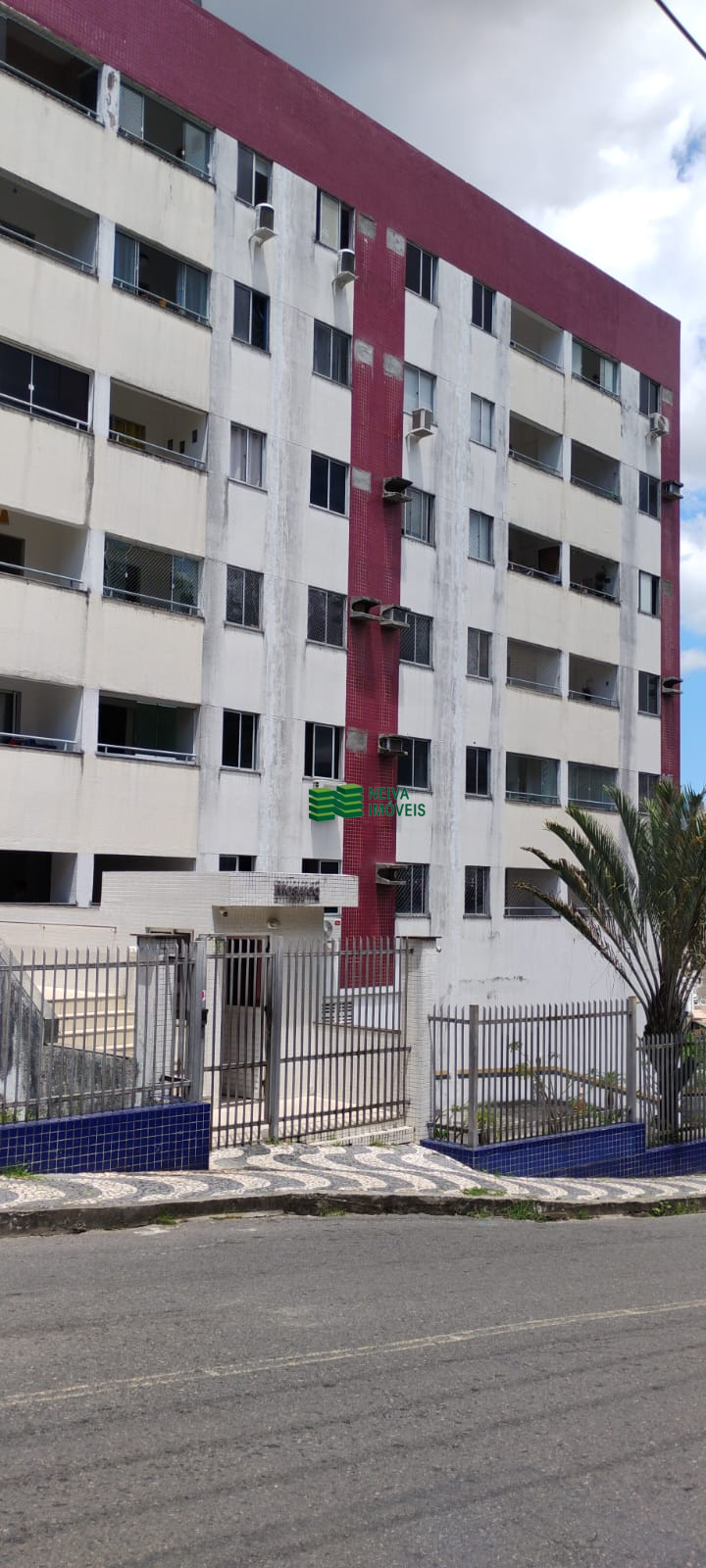 ALUGUEL DE EXCELENTE APARTAMENTO 2/4 - LUIZ ANSELMO