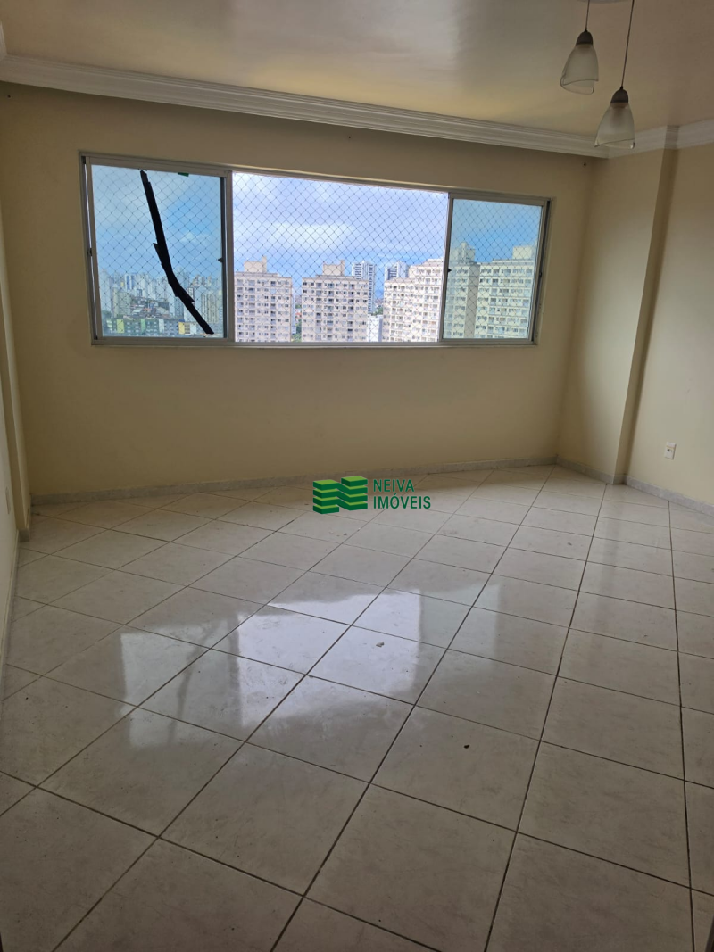 VENDA DE EXCELENTE APARTAMENTO 3/4, SENDO UMA SUÍTE E DEPENDÊNCIA COMPLETA DE SERVIÇO - BROTAS
