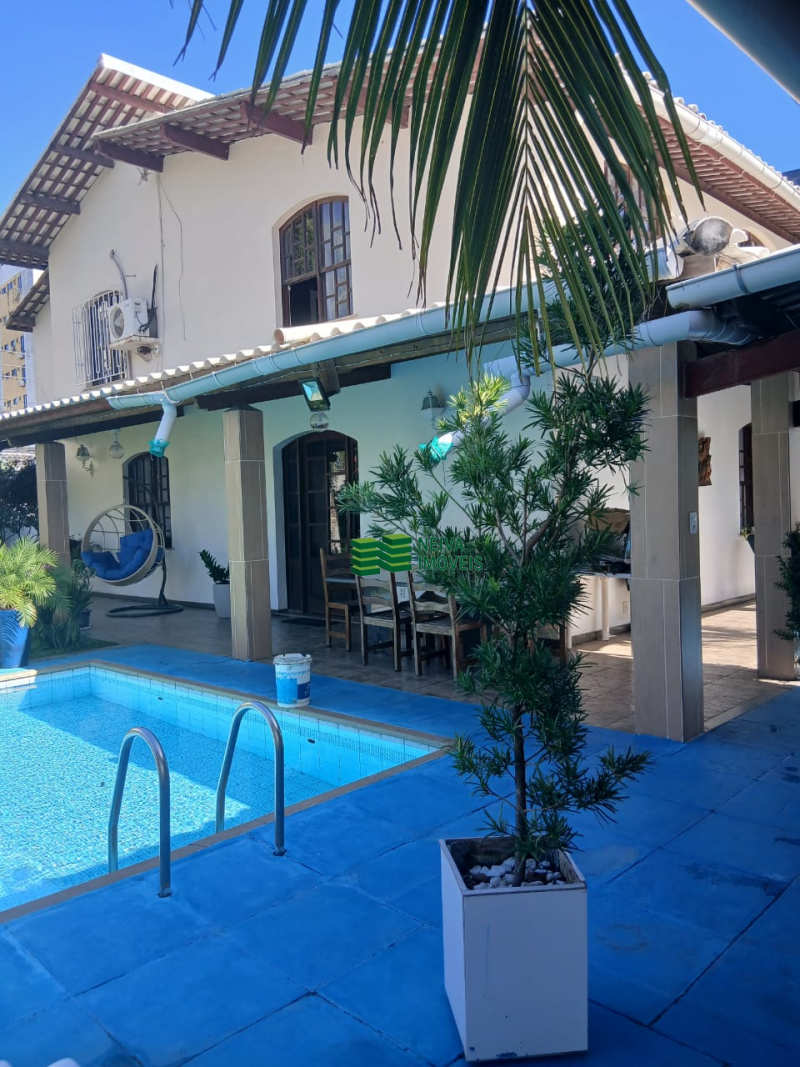 ALUGUEL DE EXCELENTE CASA 10/4,SENDO 04 SUÍTES, 07 BANHEIROS