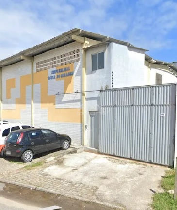 Galpão com mezanino e 3 salas, Buraquinho, Lauro de Freitas-BA