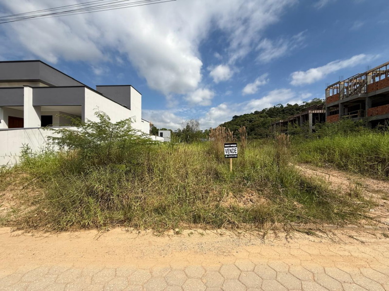 TERRENO GUABIRUBA SUL