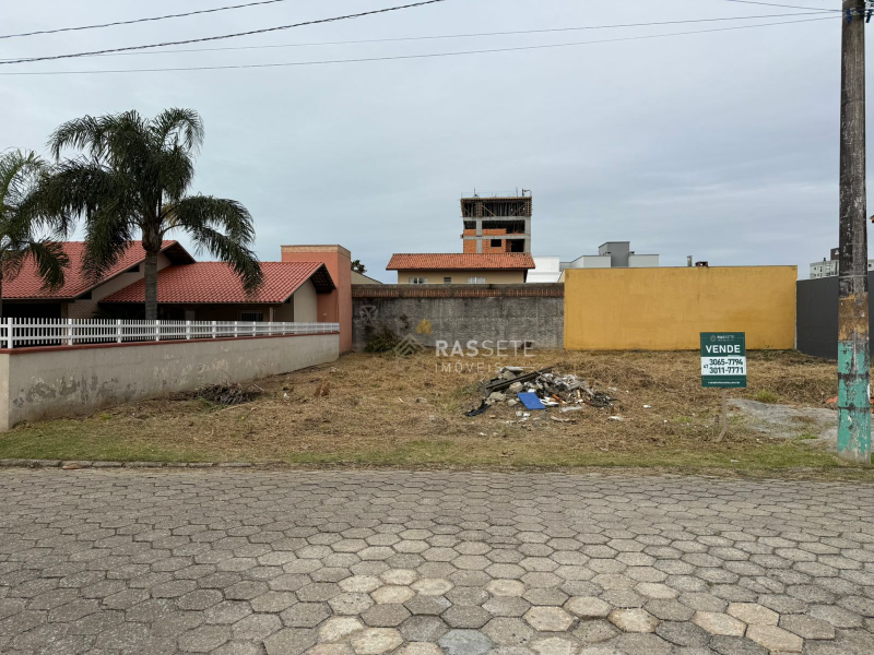 TERRENO NO BAIRRO MEIA PRAIA, NAVEGANTES/SC