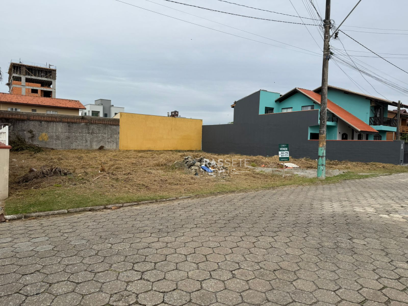 TERRENO NO BAIRRO MEIA PRAIA, NAVEGANTES/SC