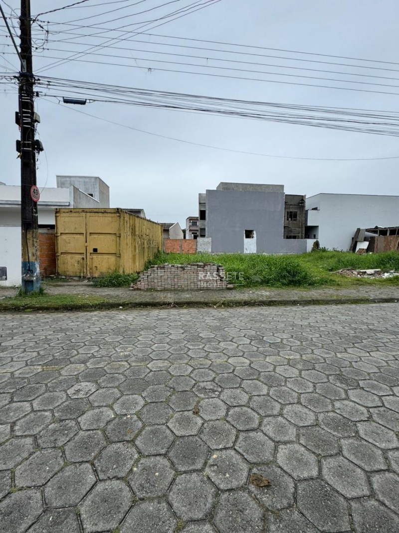TERRENO NO BAIRRO MACHADOS, NAVEGANTES/SC